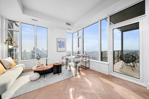 Photo 13 at 6209 - 11 Yorkville Avenue, Annex, Toronto