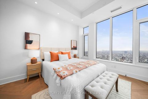 Photo 17 at 6209 - 11 Yorkville Avenue, Annex, Toronto