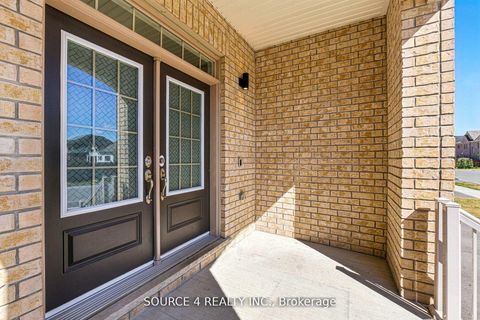 Photo 2 at 376 Danny Wheeler Boulevard, Keswick North, Georgina