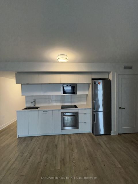 Photo 10 at 704 - 575 Bloor Street E, North St. James Town, Toronto