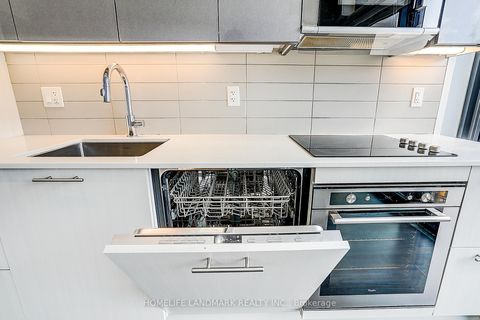 Photo 14 at 606 - 403 Church Street, Yonge Corridor, Toronto