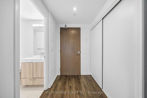 Photo 4 at 606 - 251 Jarvis Street, South St. James Town, Toronto