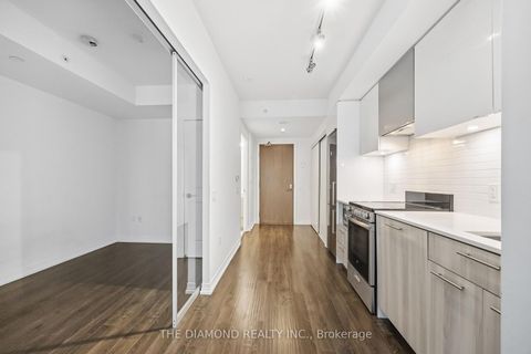 Photo 11 at 606 - 251 Jarvis Street, South St. James Town, Toronto