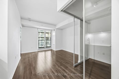 Photo 13 at 606 - 251 Jarvis Street, South St. James Town, Toronto