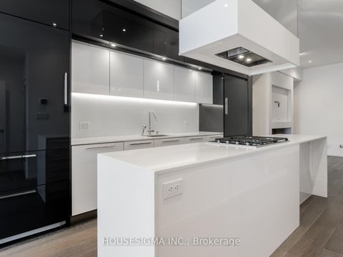 Photo 5 at 15 - 850 Richmond Street W, Niagara, Toronto