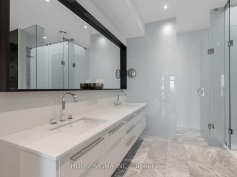 Photo 18 at 15 - 850 Richmond Street W, Niagara, Toronto