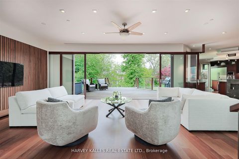 Photo 3 at 89 Kingsway Crescent, Kingsway South, Toronto