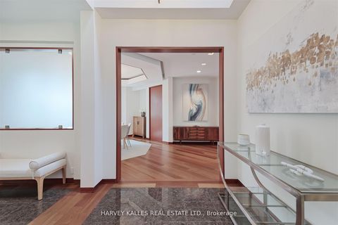 Photo 7 at 89 Kingsway Crescent, Kingsway South, Toronto