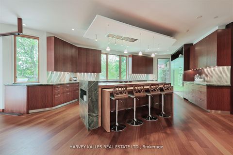 Photo 15 at 89 Kingsway Crescent, Kingsway South, Toronto