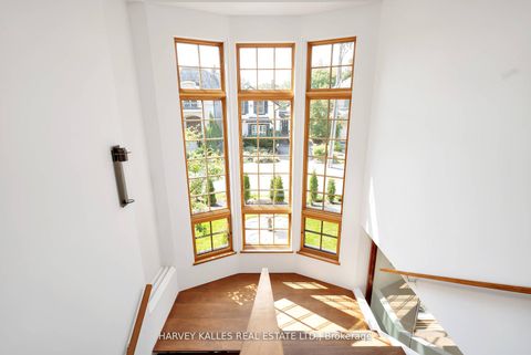 Photo 23 at 89 Kingsway Crescent, Kingsway South, Toronto