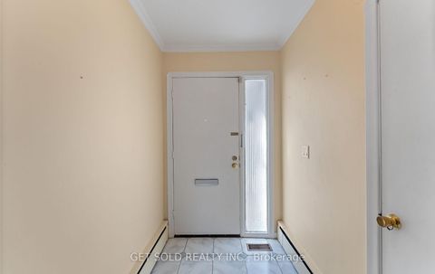 Photo 3 at 18 Hinton Road, Kipling, Toronto