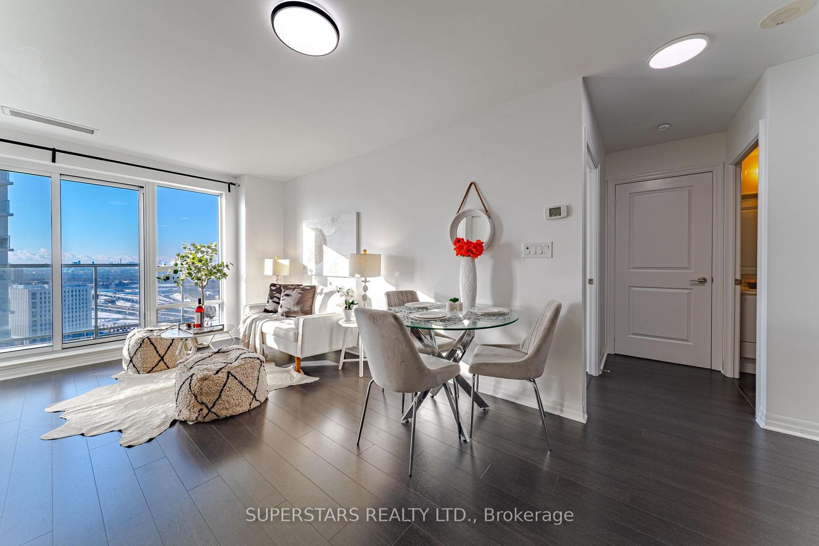 2211 - 2015 Sheppard Avenue E, Henry Farm, Toronto photo number 2