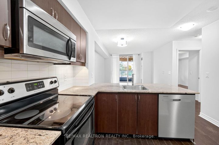 Photo 11 at 209 - 27 Rean Drive, Bayview Village, Toronto
