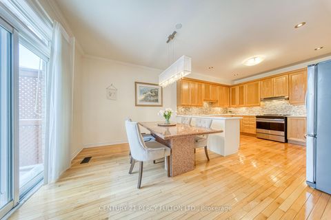 Photo 16 at 117 Maroon Drive, Oak Ridges Lake Wilcox, Richmond Hill