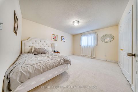 Photo 32 at 117 Maroon Drive, Oak Ridges Lake Wilcox, Richmond Hill