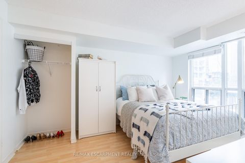 Photo 16 at 208 - 76 Shuter Street, Yonge Corridor, Toronto