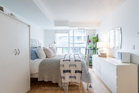 Photo 18 at 208 - 76 Shuter Street, Yonge Corridor, Toronto