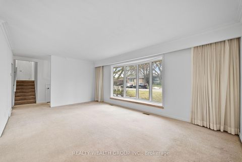 Photo 4 at 9 Eastpark Boulevard E, Woburn, Toronto