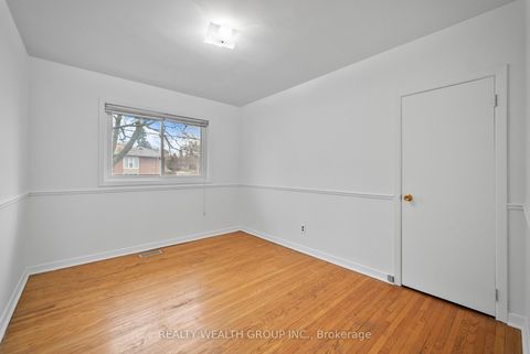 Photo 13 at 9 Eastpark Boulevard E, Woburn, Toronto