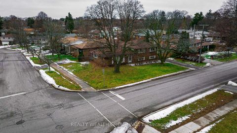 Photo 20 at 9 Eastpark Boulevard E, Woburn, Toronto