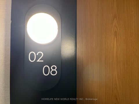 Photo 1 at B-208 - 7950 Bathurst Street, Beverley Glen, Vaughan