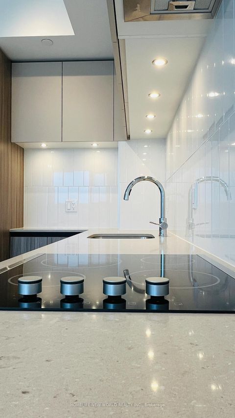 Photo 25 at B-208 - 7950 Bathurst Street, Beverley Glen, Vaughan