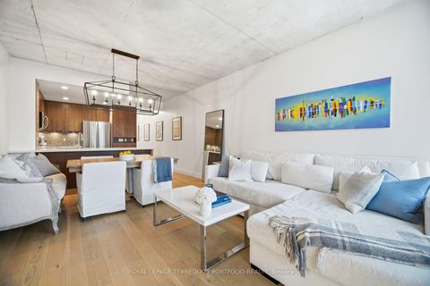 Photo 14 at 1013 - 333 Adelaide Street E, Moss Park, Toronto