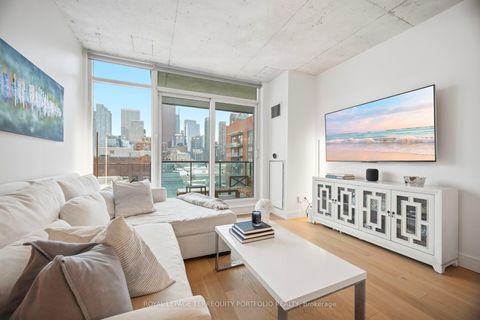 Photo 16 at 1013 - 333 Adelaide Street E, Moss Park, Toronto