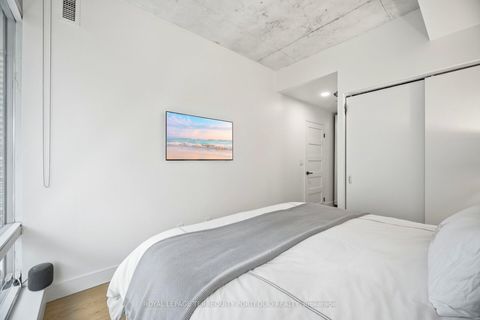 Photo 23 at 1013 - 333 Adelaide Street E, Moss Park, Toronto