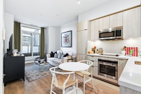 Photo 14 at 216 - 50 Ordnance Street, Niagara, Toronto