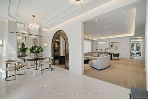 Photo 4 at 117 Yonge Boulevard, Nortown, Toronto