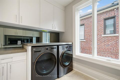 Photo 31 at 117 Yonge Boulevard, Nortown, Toronto