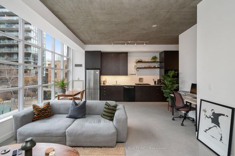 Photo 5 at 309 - 19 Brant Street, Waterfront Communities C1, Toronto