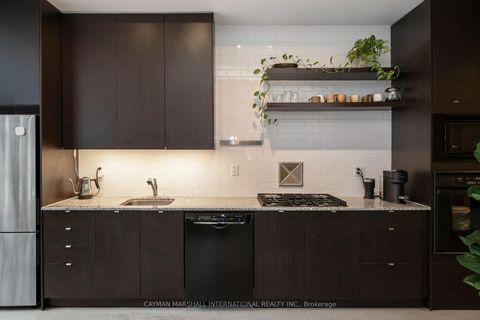 Photo 10 at 309 - 19 Brant Street, Waterfront Communities C1, Toronto