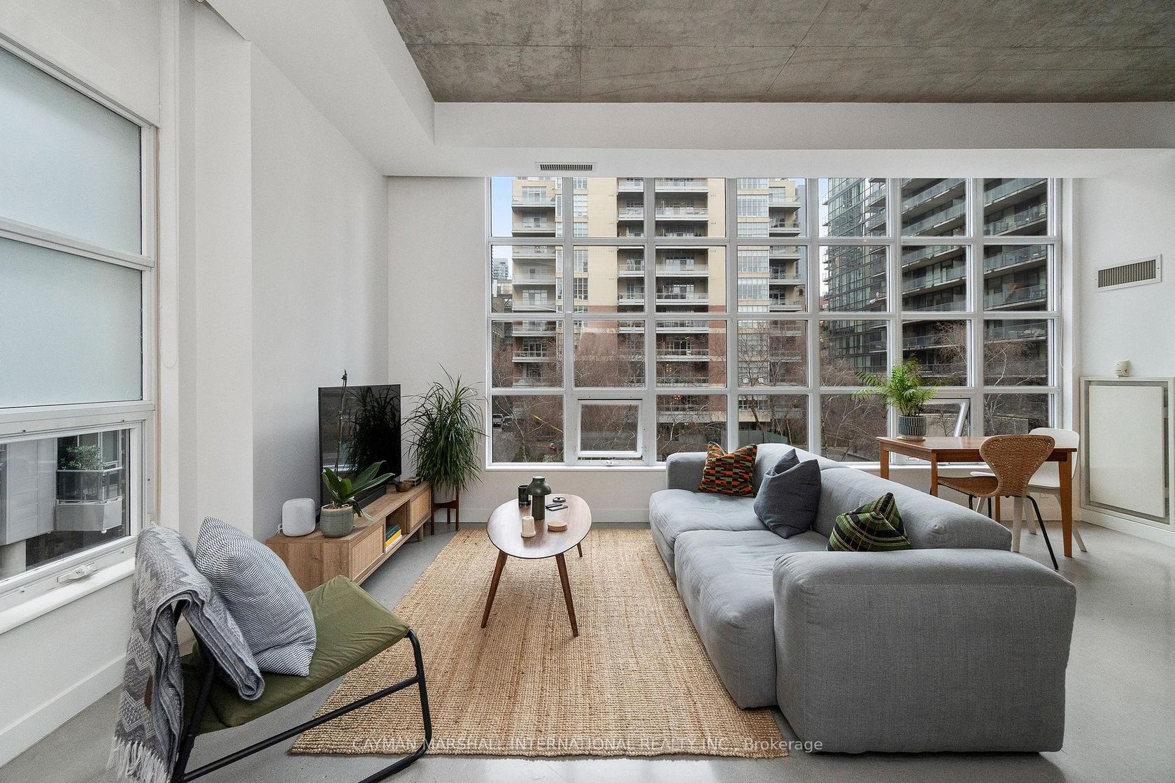 309 - 19 Brant Street, Waterfront Communities C1, Toronto photo number 2