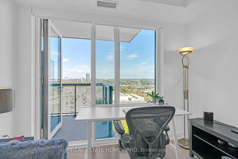 Photo 12 at 2039 - 20 Inn On The Park Drive, Don Mills, Toronto