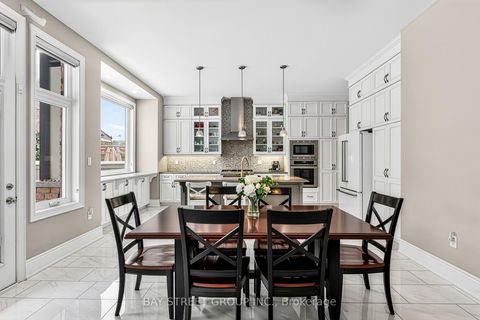 Photo 8 at 39 Cairns Gate, King City, King