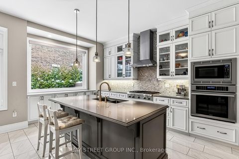 Photo 17 at 39 Cairns Gate, King City, King