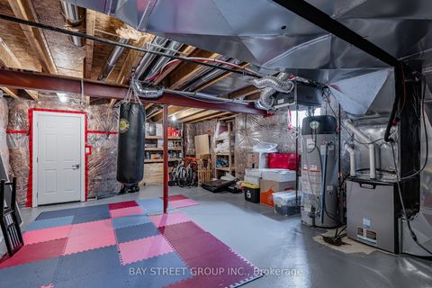 Photo 41 at 39 Cairns Gate, King City, King