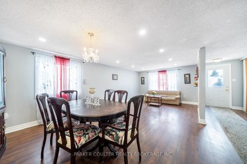 Photo 8 at 3 Hickling Trail, Grove East, Barrie