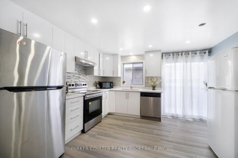 Photo 11 at 3 Hickling Trail, Grove East, Barrie