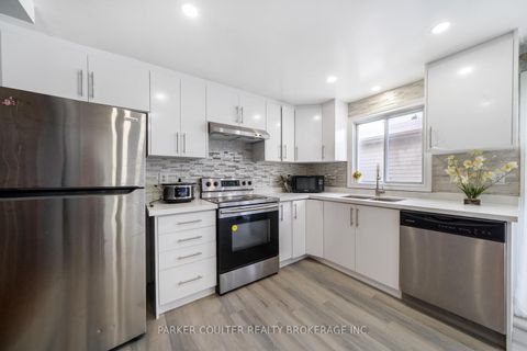 Photo 13 at 3 Hickling Trail, Grove East, Barrie