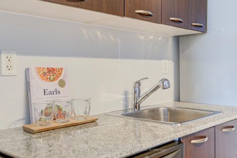 Photo 12 at 916 - 150 Sudbury Street, Little Portugal, Toronto