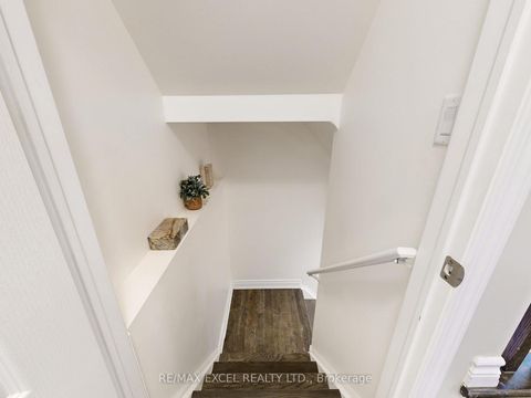 Photo 25 at 89 Hutt Crescent, Rural Aurora, Aurora