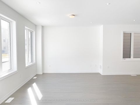 Photo 5 at 2077 Chris Mason Street, Kedron, Oshawa