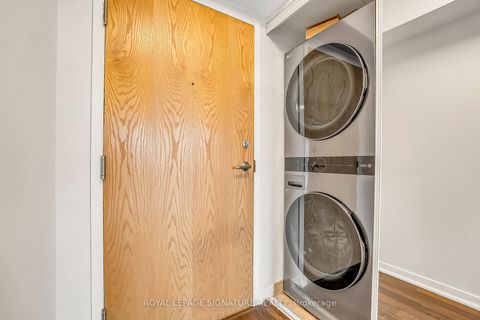 Photo 4 at 507 - 38 Joe Shuster Way, Niagara, Toronto