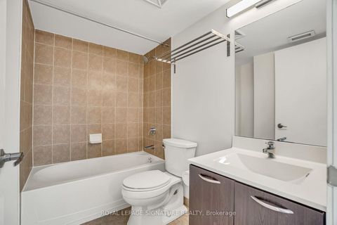 Photo 17 at 507 - 38 Joe Shuster Way, Niagara, Toronto