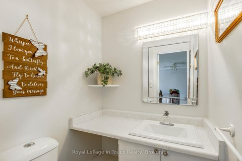 Photo 12 at 4 - 233 Innisfil Street, Allandale Centre, Barrie