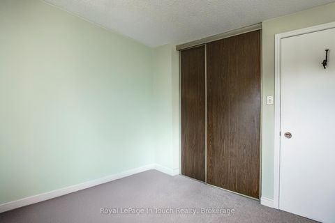 Photo 19 at 4 - 233 Innisfil Street, Allandale Centre, Barrie