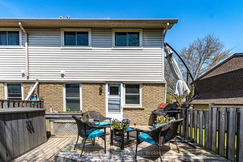 Photo 32 at 4 - 233 Innisfil Street, Allandale Centre, Barrie